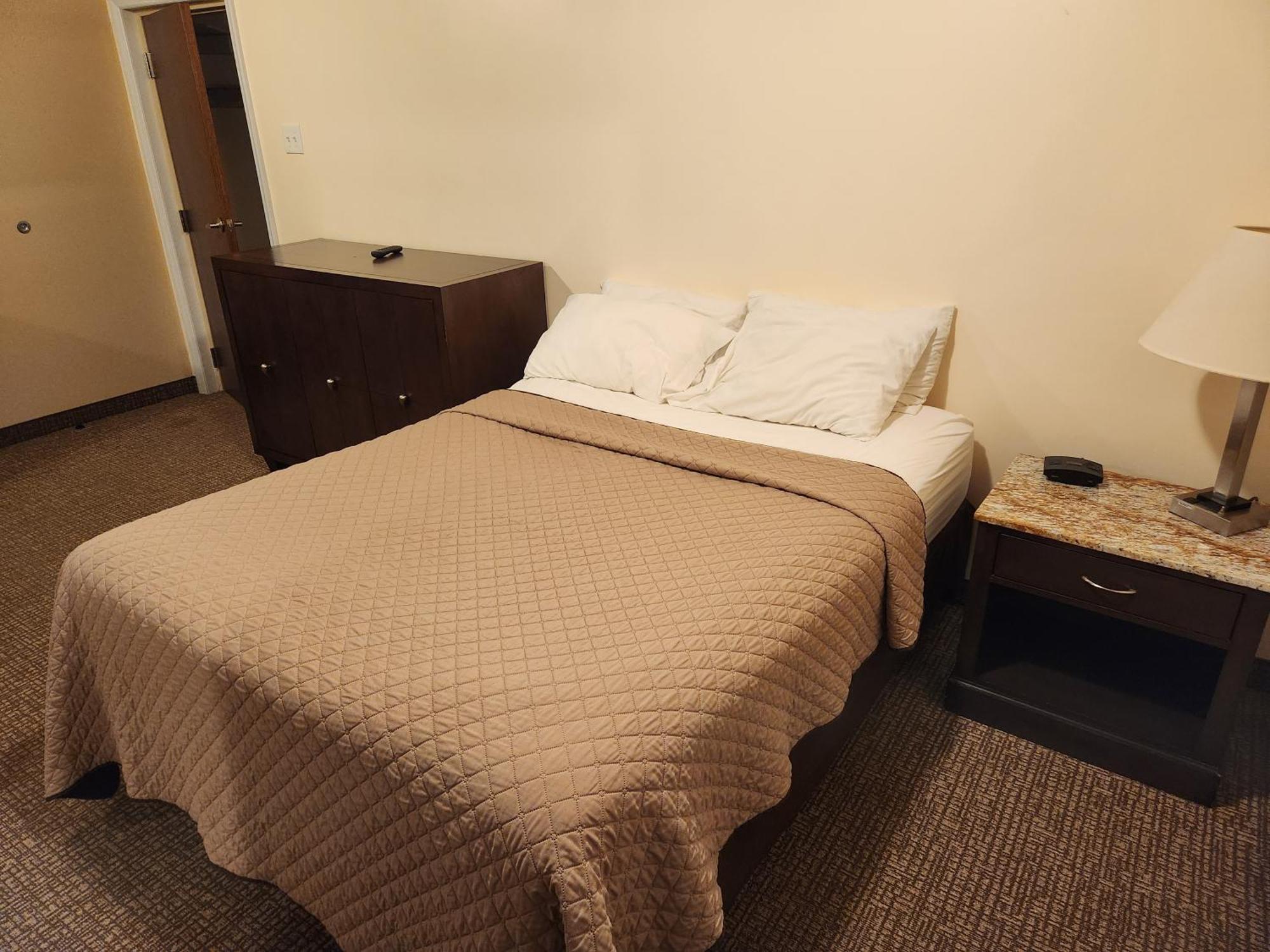 Jefferson Hills Motel Clairton Стая снимка