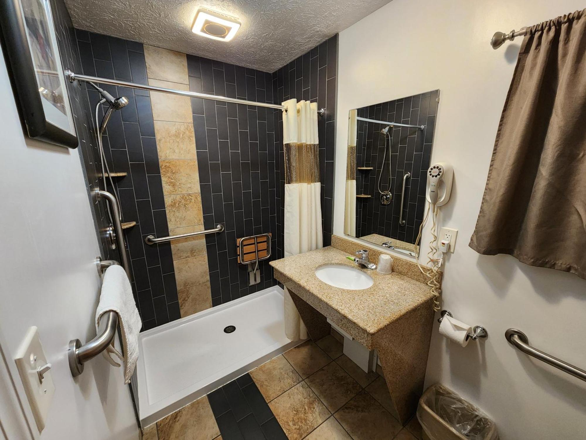 Jefferson Hills Motel Clairton Стая снимка