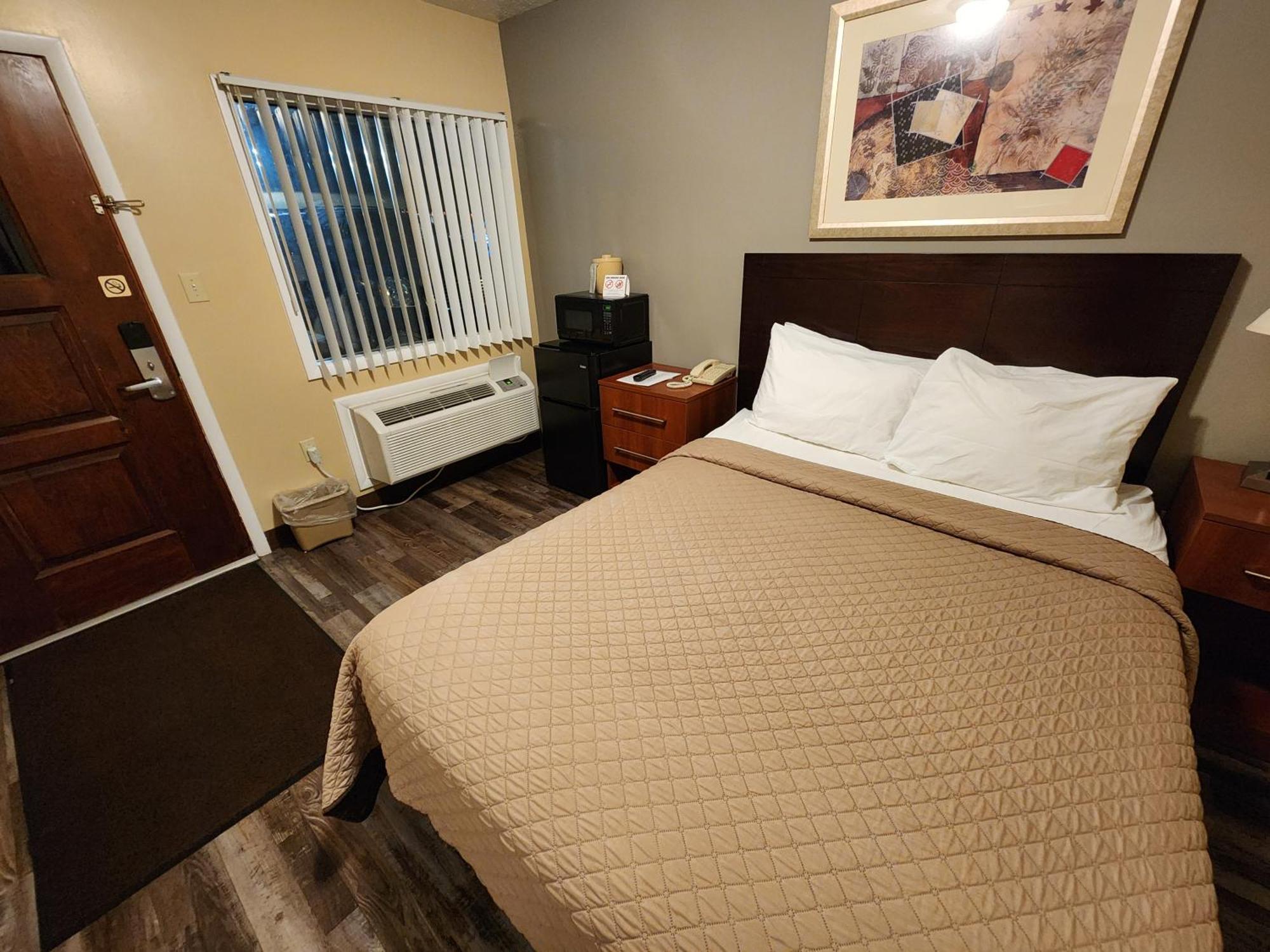 Jefferson Hills Motel Clairton Стая снимка