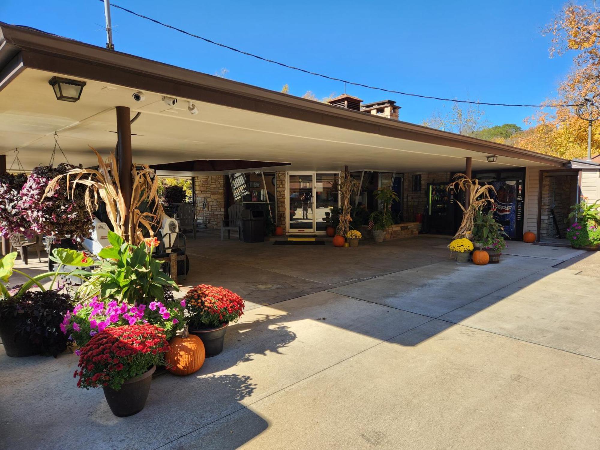 Jefferson Hills Motel Clairton Екстериор снимка