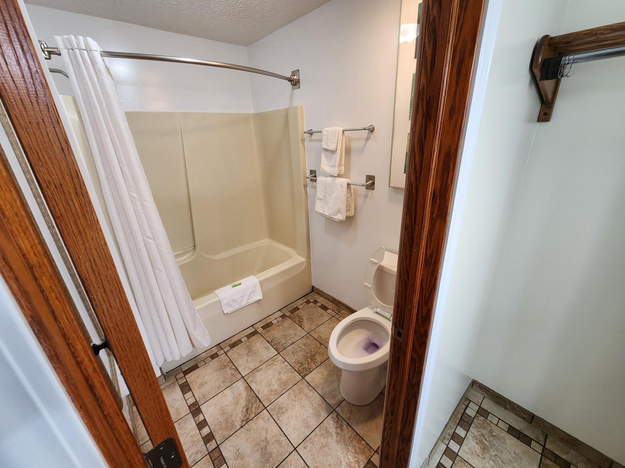 Jefferson Hills Motel Clairton Стая снимка