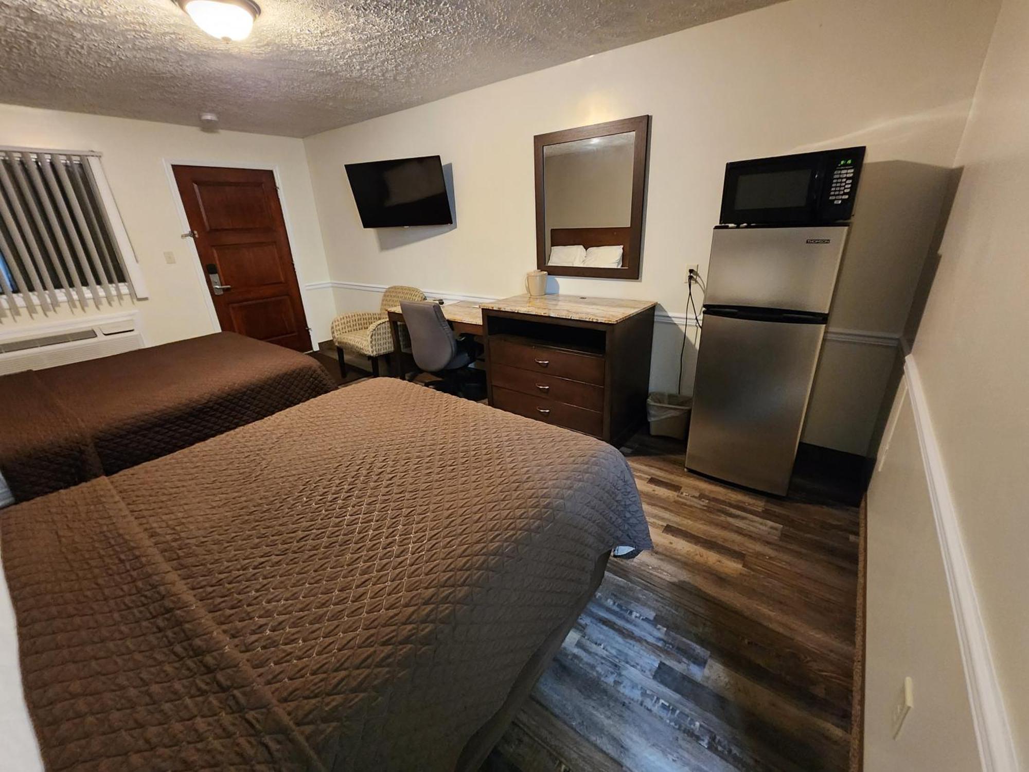 Jefferson Hills Motel Clairton Стая снимка