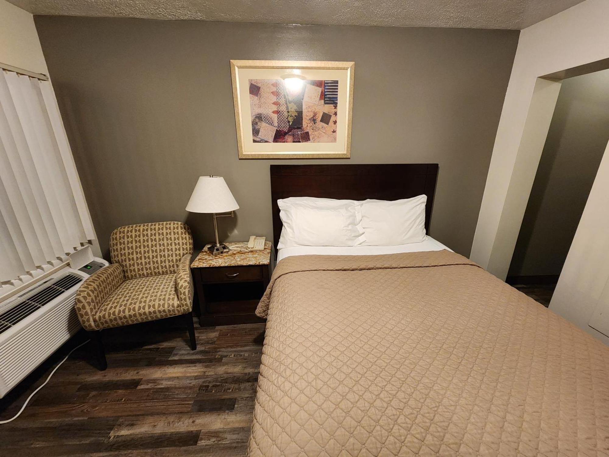 Jefferson Hills Motel Clairton Стая снимка