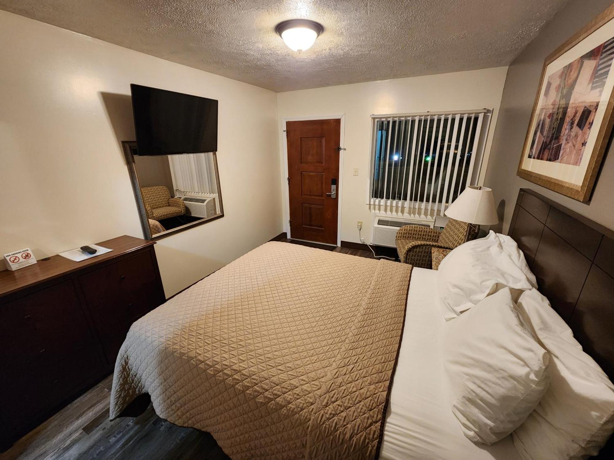 Jefferson Hills Motel Clairton Екстериор снимка