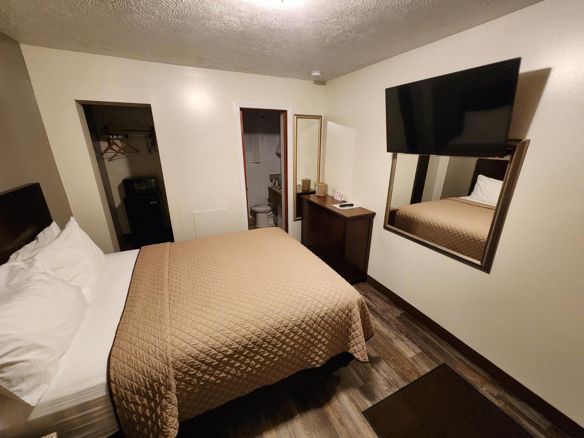 Jefferson Hills Motel Clairton Екстериор снимка